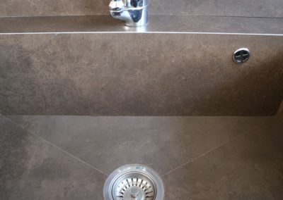 interno lavabo in gres effetto corten